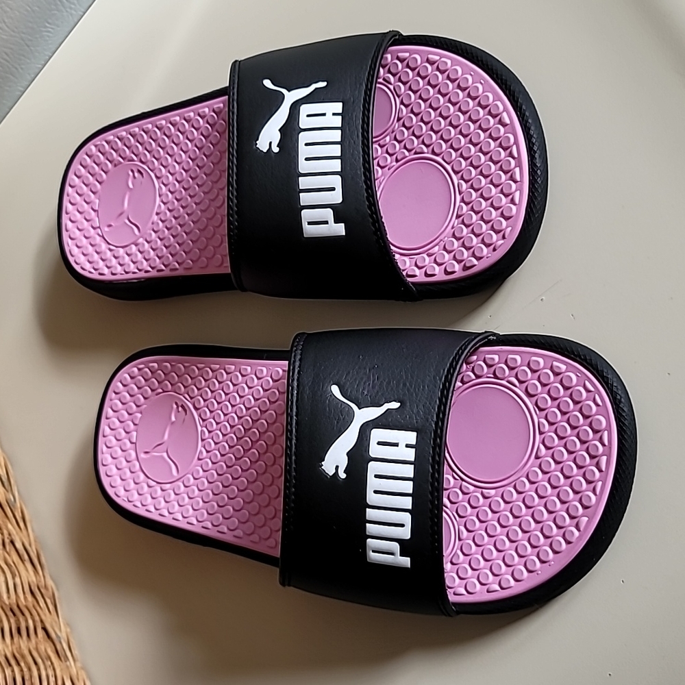 Puma slip on